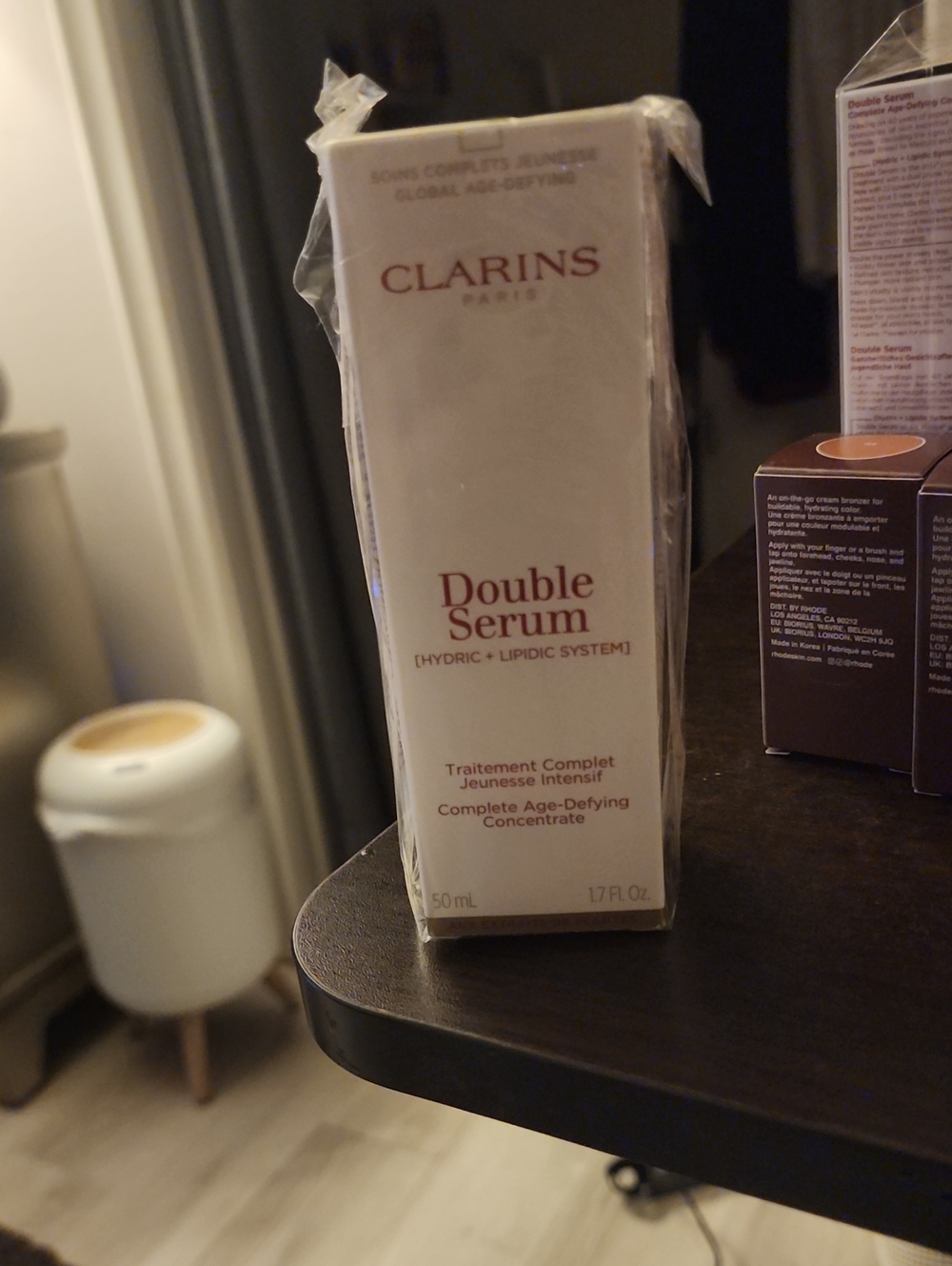 Clarins Double Serum Concentrate - Cream & Red Accents